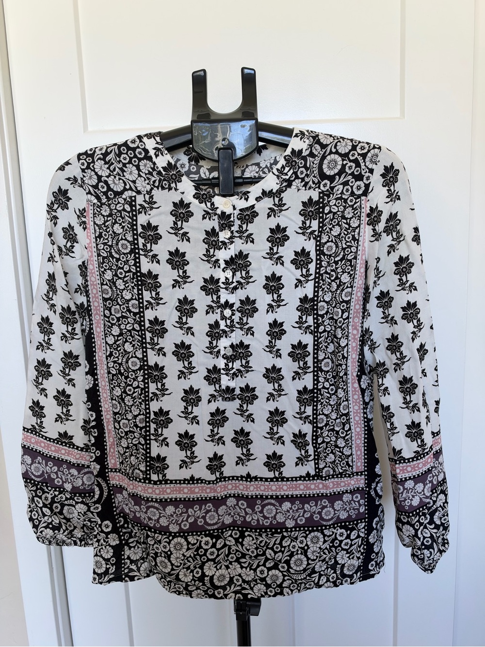 LOFT Black, White & Pink Floral Border-Print Long-Sleeve Blouse